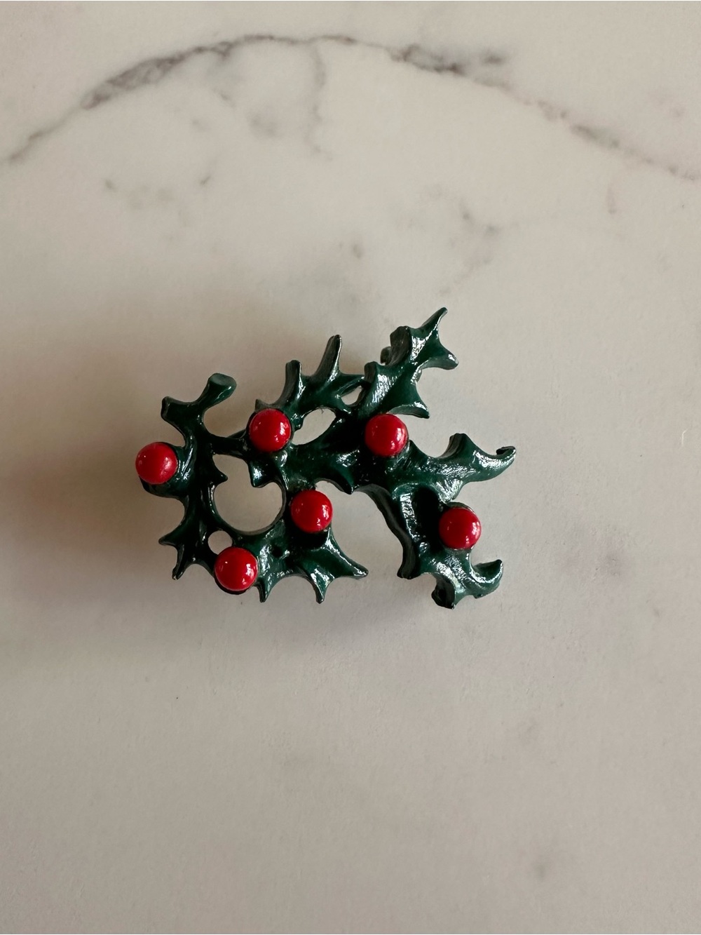 Emerald Holly Leaf Brooch with Red Berry Accents - Christmas Holidays Festive